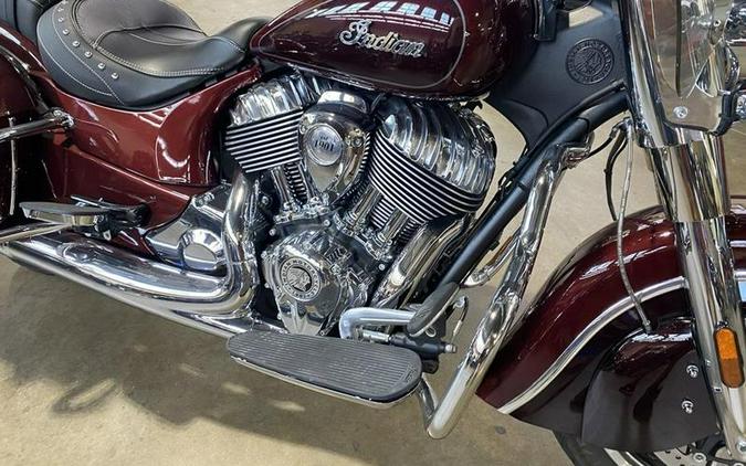 2022 Indian Motorcycle® Springfield® Maroon Metallic/Crimson Metallic