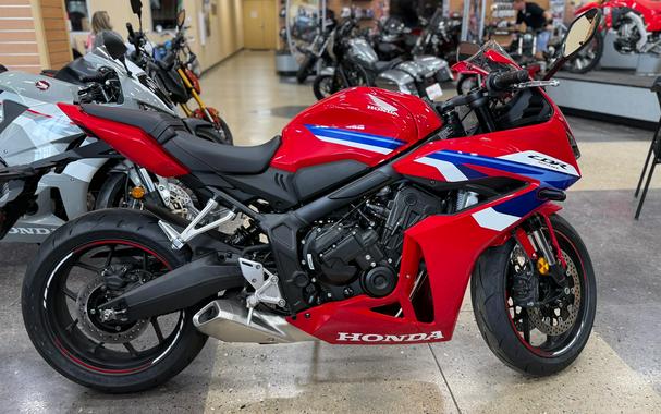 2026 Honda CBR650R E-CLUTCH
