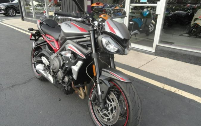 2021 Triumph Street Triple R Low Matte Silver Ice