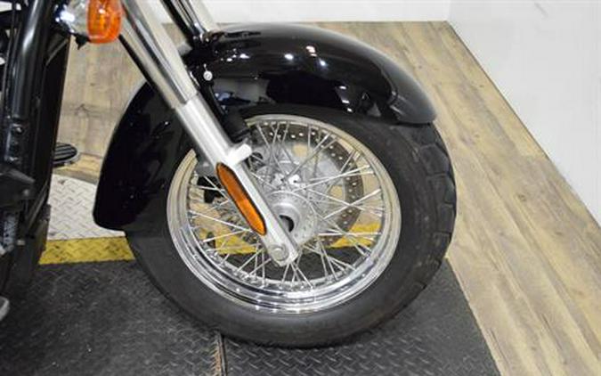 2006 Kawasaki Vulcan® 900 Classic