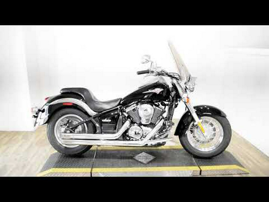 2006 Kawasaki Vulcan® 900 Classic