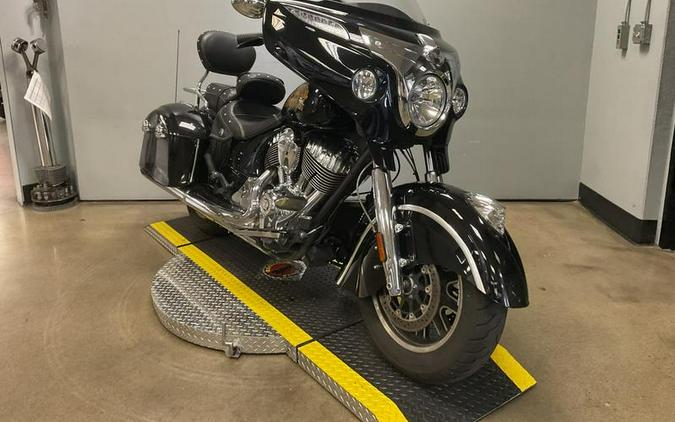 2015 Indian Motorcycle® Chieftain® Thunder Black