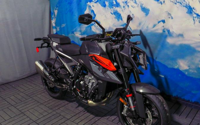 2024 KTM 990 Duke