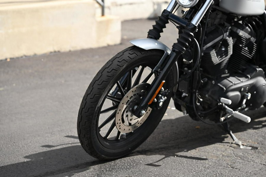 2009 Harley-Davidson® XL883N - Sportster® Iron 833™