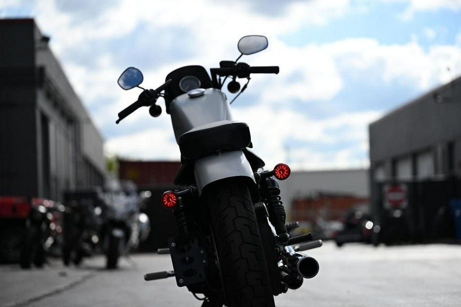 2009 Harley-Davidson® XL883N - Sportster® Iron 833™