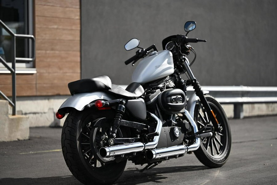 2009 Harley-Davidson® XL883N - Sportster® Iron 833™