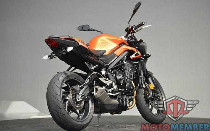2025 Triumph Street Triple 765 R Matte Baja Orange