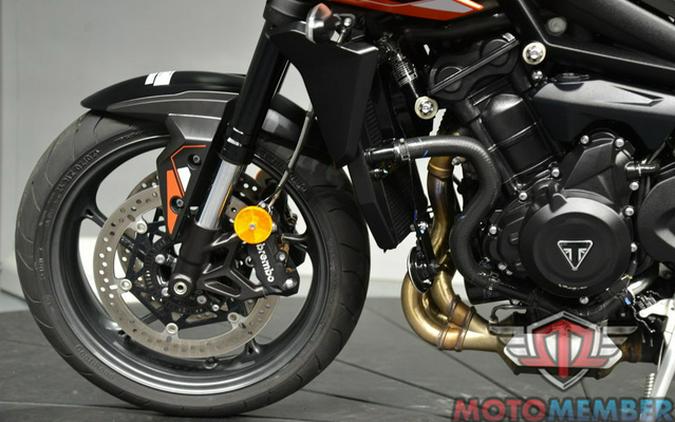 2025 Triumph Street Triple 765 R Matte Baja Orange