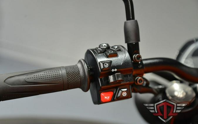 2025 Triumph Street Triple 765 R Matte Baja Orange