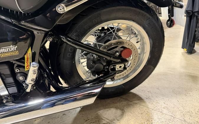 2026 Triumph Bonneville Speedmaster Carnival red