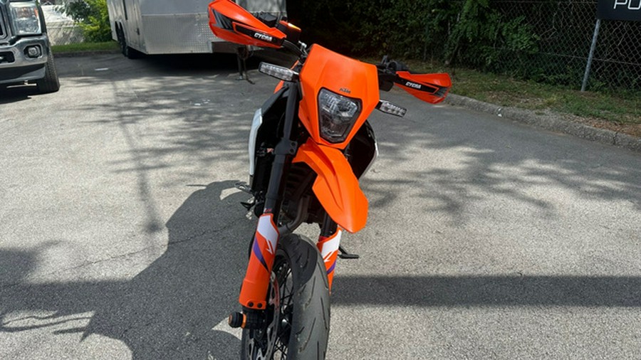 2025 KTM SMC 390 R