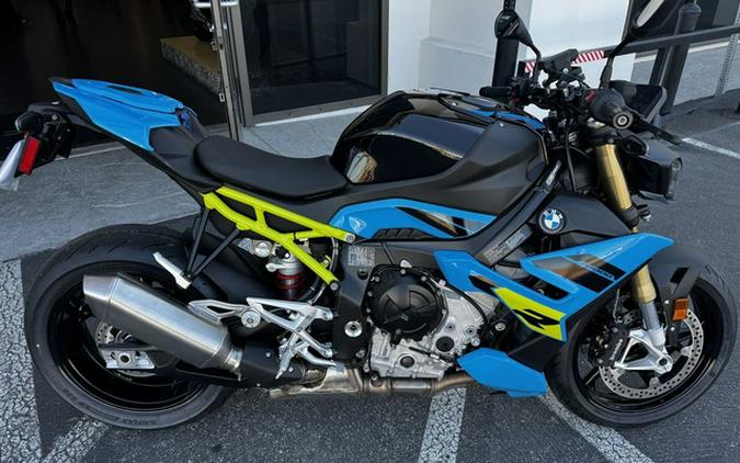 2027 BMW S 1000 R Sport