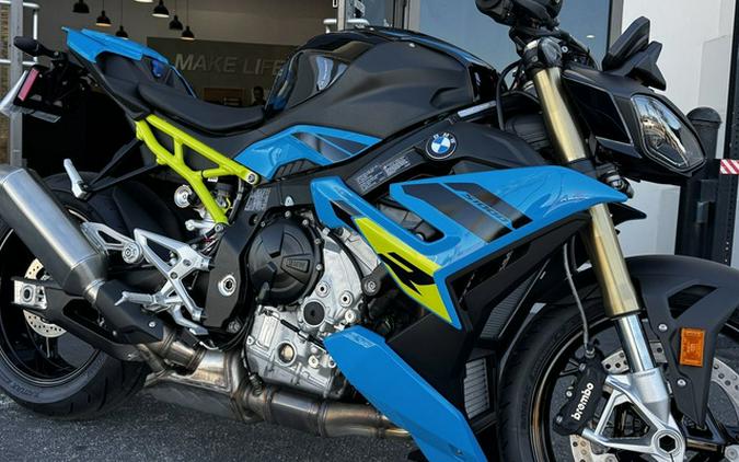 2027 BMW S 1000 R Sport