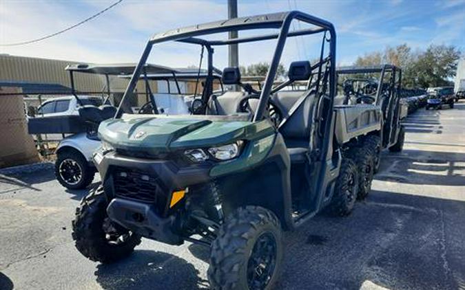 2023 Can-Am Defender 6x6 DPS HD10