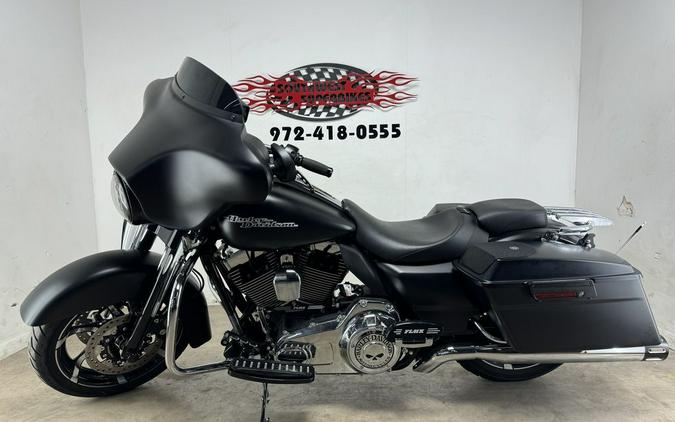 2013 Harley-Davidson® FLHX - Street Glide®