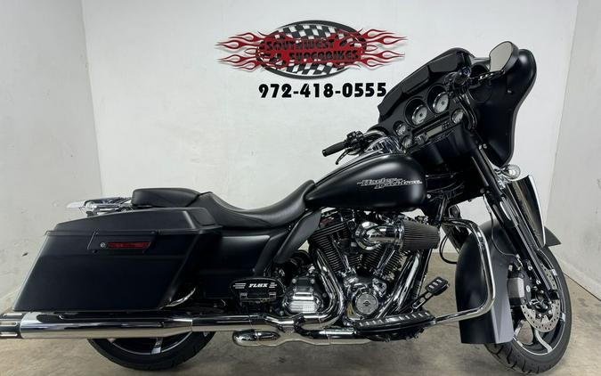 2013 Harley-Davidson® FLHX - Street Glide®