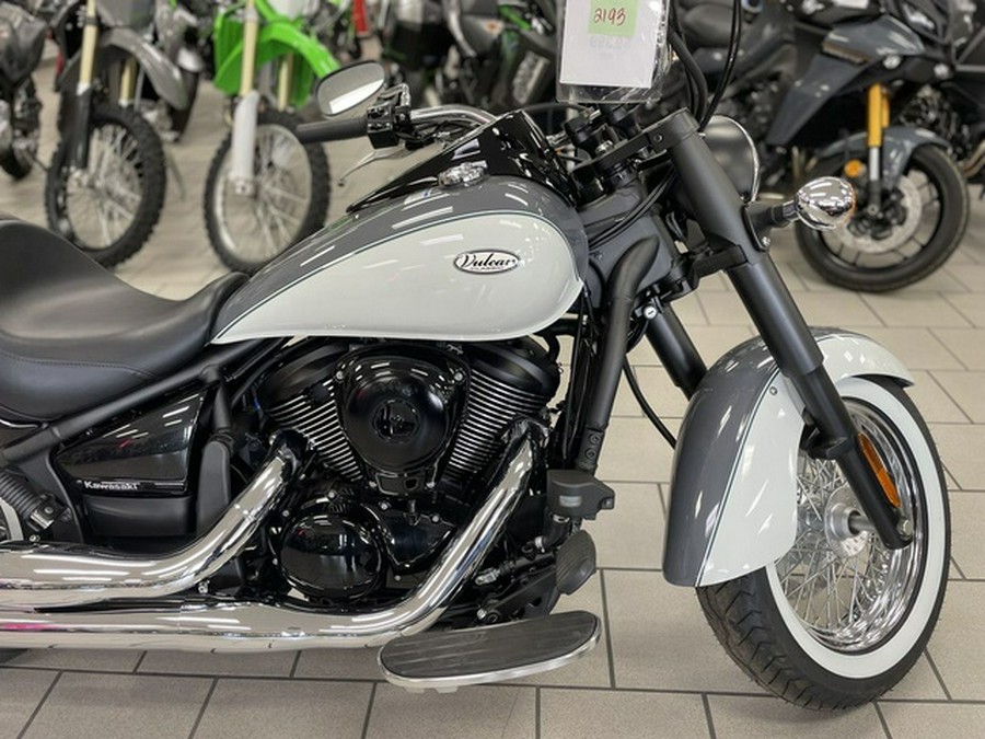 2024 Kawasaki Vulcan 900 Classic