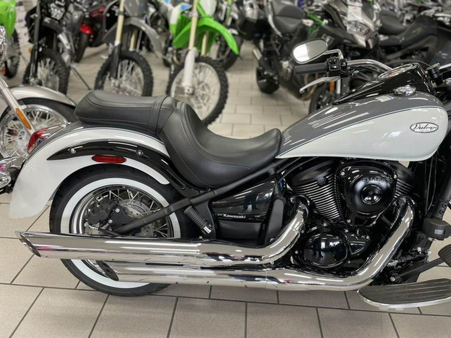 2024 Kawasaki Vulcan 900 Classic