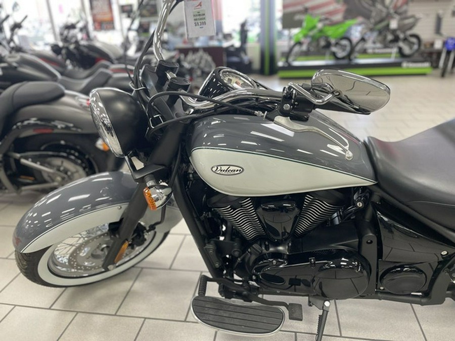 2024 Kawasaki Vulcan 900 Classic