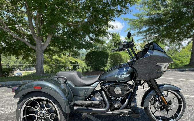 FLTRT 2026 Road Glide 3