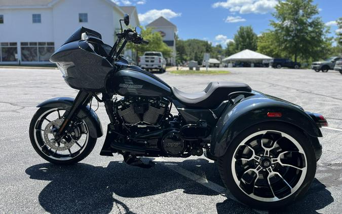 FLTRT 2026 Road Glide 3
