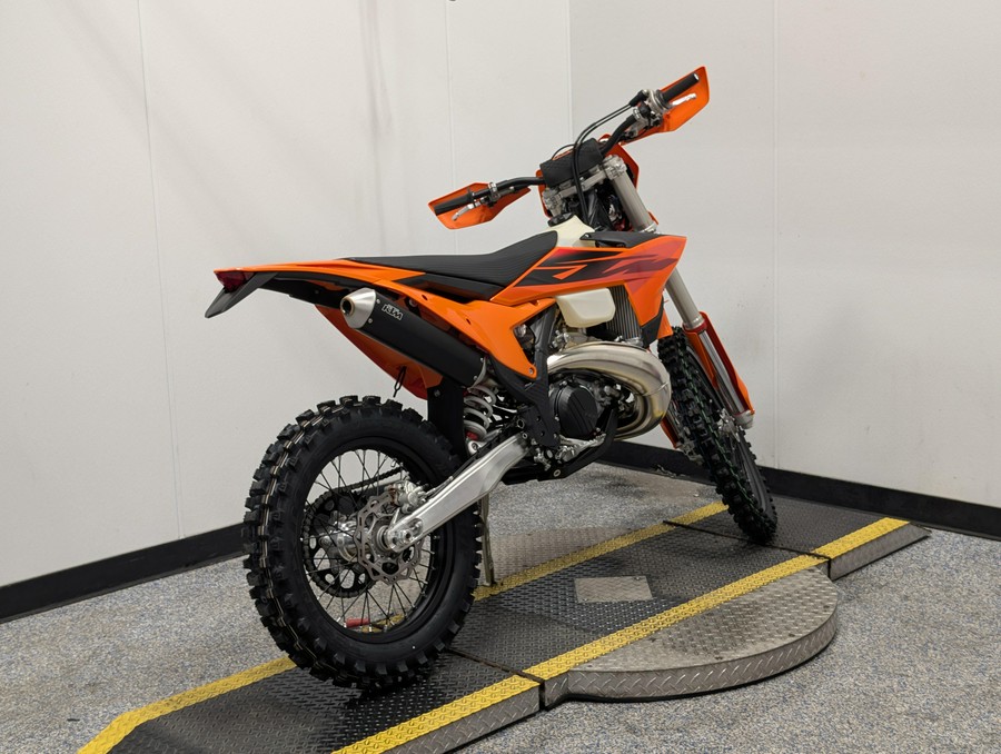 2027 KTM XC-W 300
