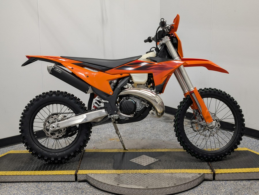 2027 KTM XC-W 300