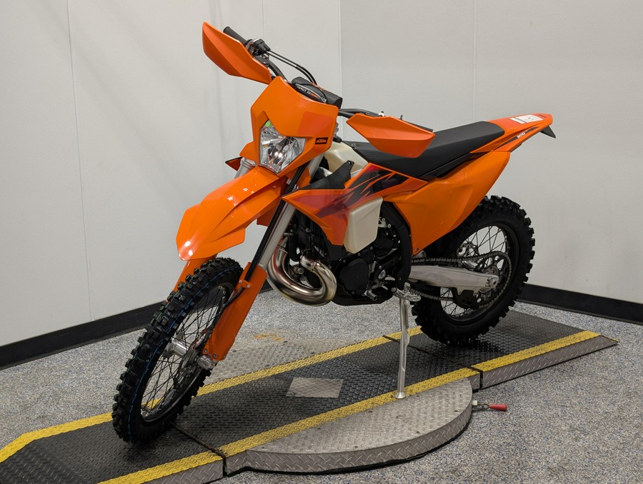 2027 KTM XC-W 300