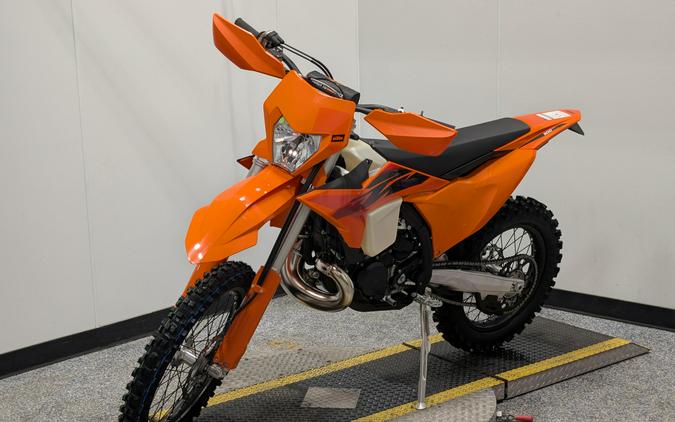 2027 KTM XC-W 300