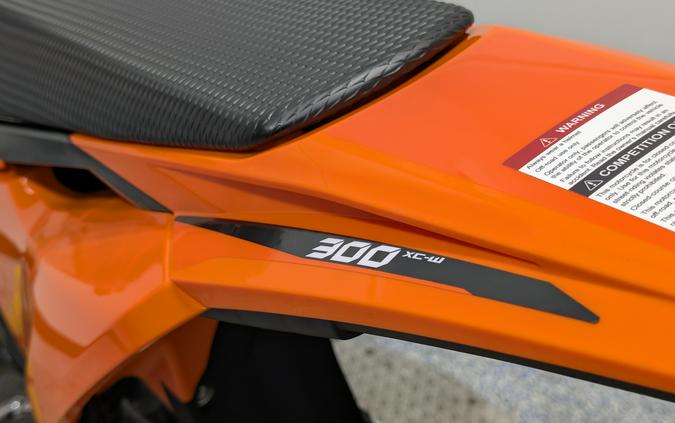 2027 KTM XC-W 300