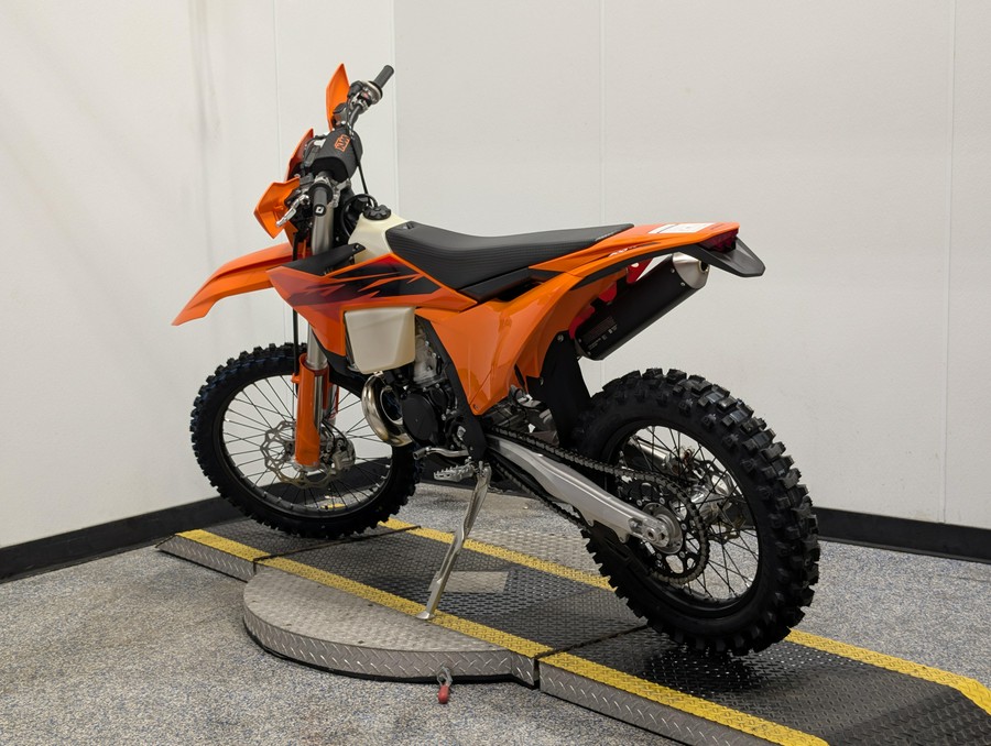 2027 KTM XC-W 300