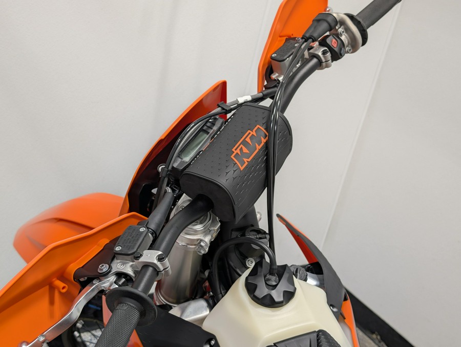 2027 KTM XC-W 300