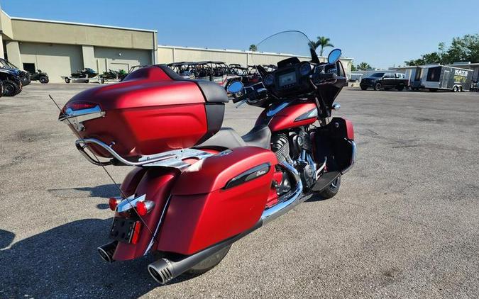 2020 Indian Motorcycle® Roadmaster® Dark Horse® Ruby Smoke