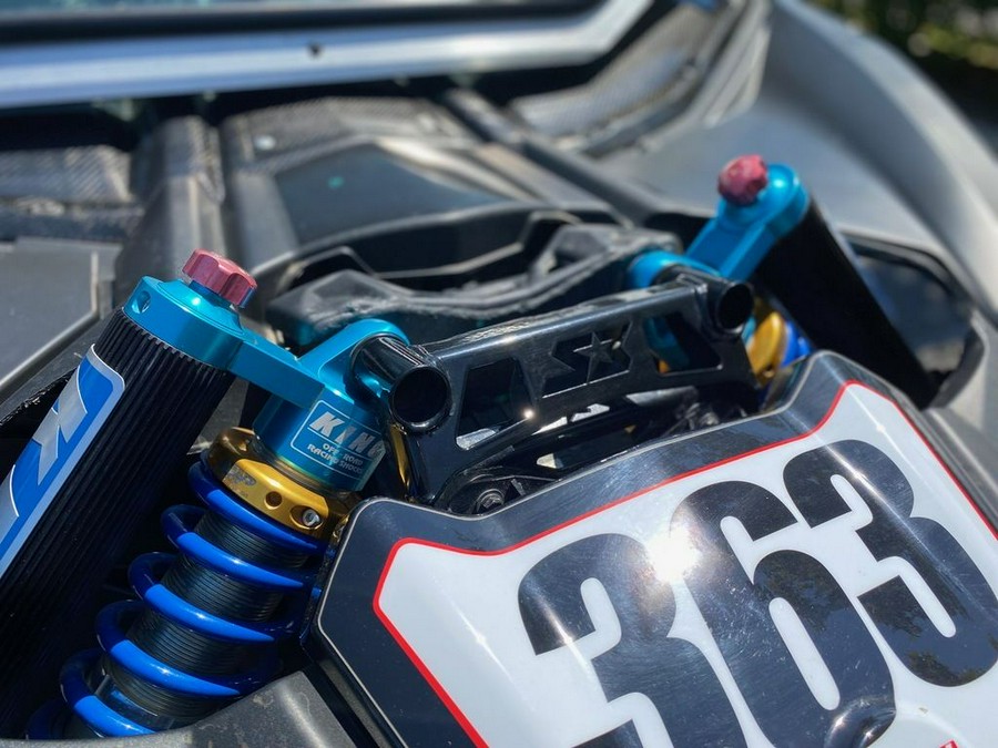 2018 Can-Am® Maverick™ X3 X™ RS TURBO R