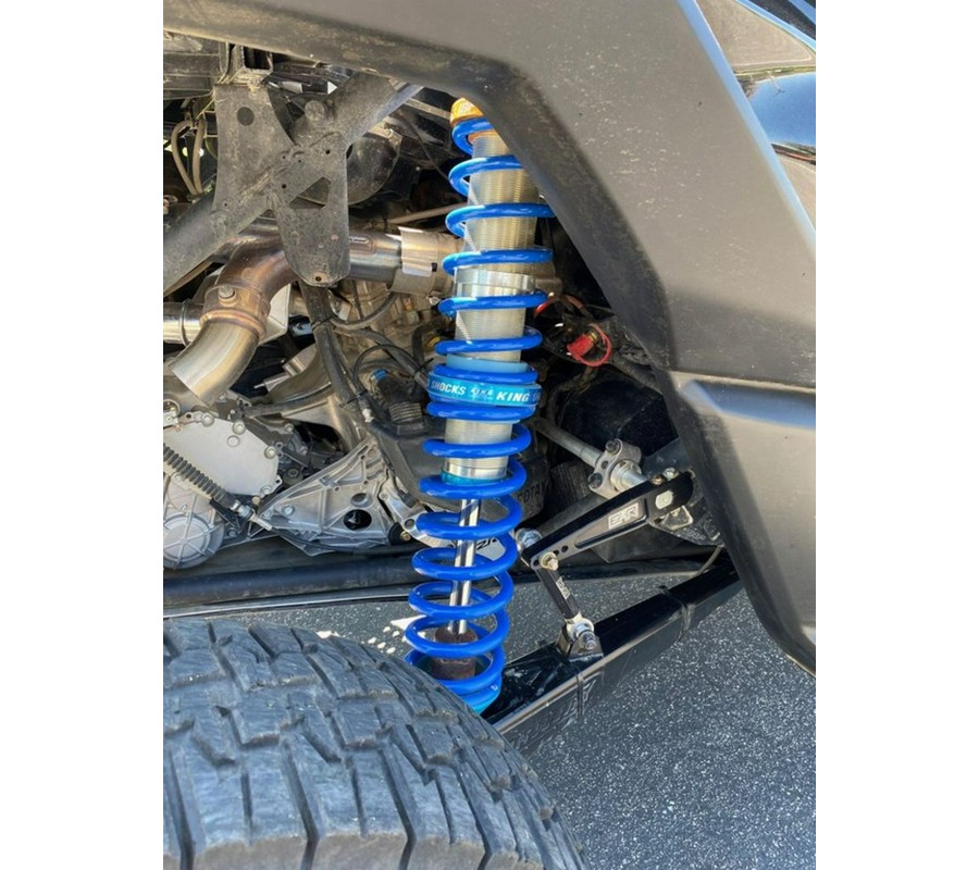 2018 Can-Am® Maverick™ X3 X™ RS TURBO R