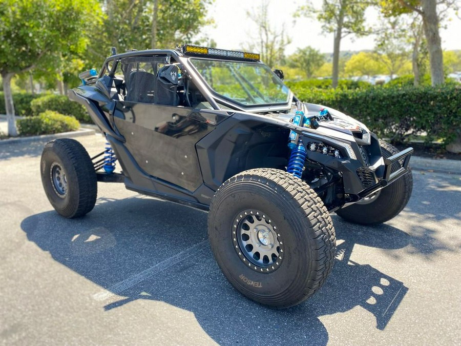 2018 Can-Am® Maverick™ X3 X™ RS TURBO R