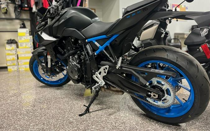 2024 Suzuki GSX-8S