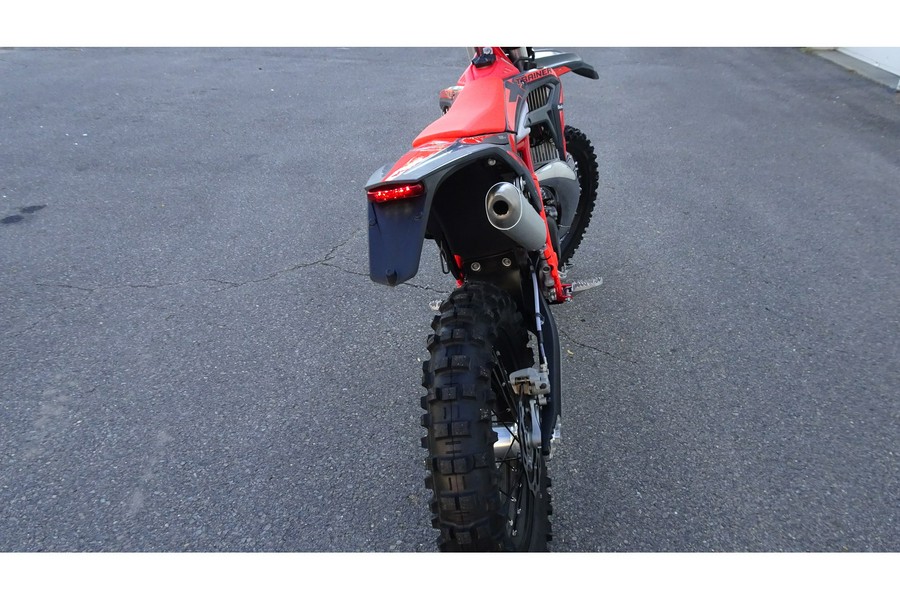 2025 Beta Motorcycles 300 XTrainer