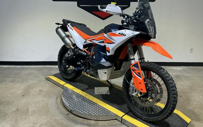 2023 KTM 890 Adventure R
