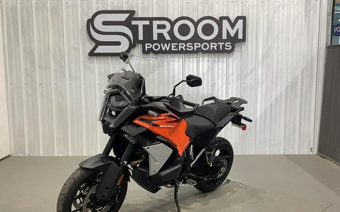 2027 KTM Super Adventure 1390 S EVO