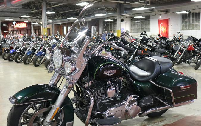 2015 Harley-Davidson Road King®