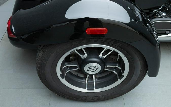 2016 HARLEY DAVIDSON FLRT FREE WHEELER TRIKE