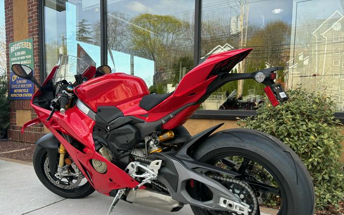 2025 Ducati Panigale V4 S - 6965U