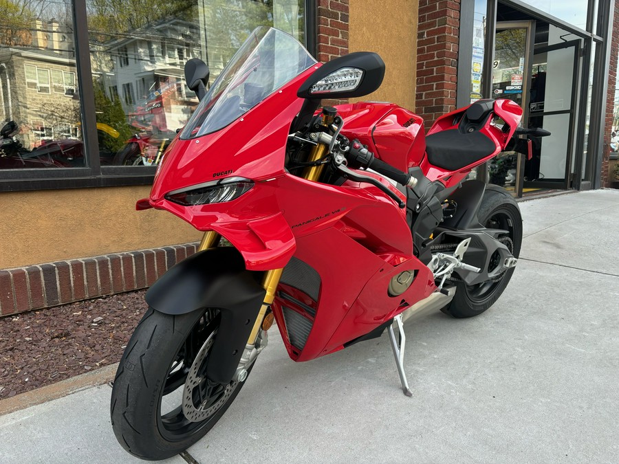 2025 Ducati Panigale V4 S - 6965U