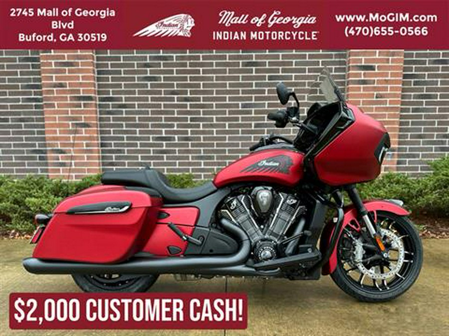 2024 Indian Motorcycle Challenger® Dark Horse® with PowerBand Audio Package