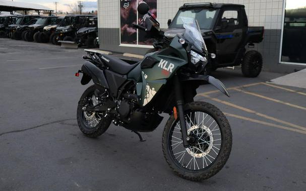 2025 Kawasaki KLR®650 Metallic Matte Old School Green ABS