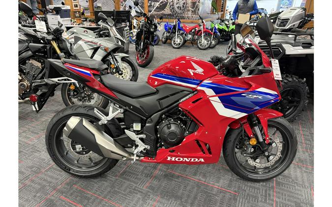 2025 CBR500R - Honda