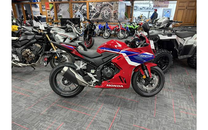 2025 CBR500R - Honda