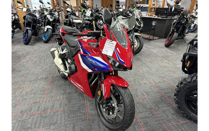 2025 CBR500R - Honda