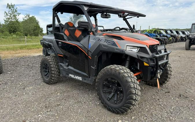 2017 Polaris GENERAL™ 1000 EPS Deluxe